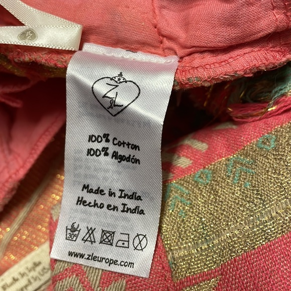 Dressy shorts.  Z&L brand. Size 4 - Picture 9 of 9